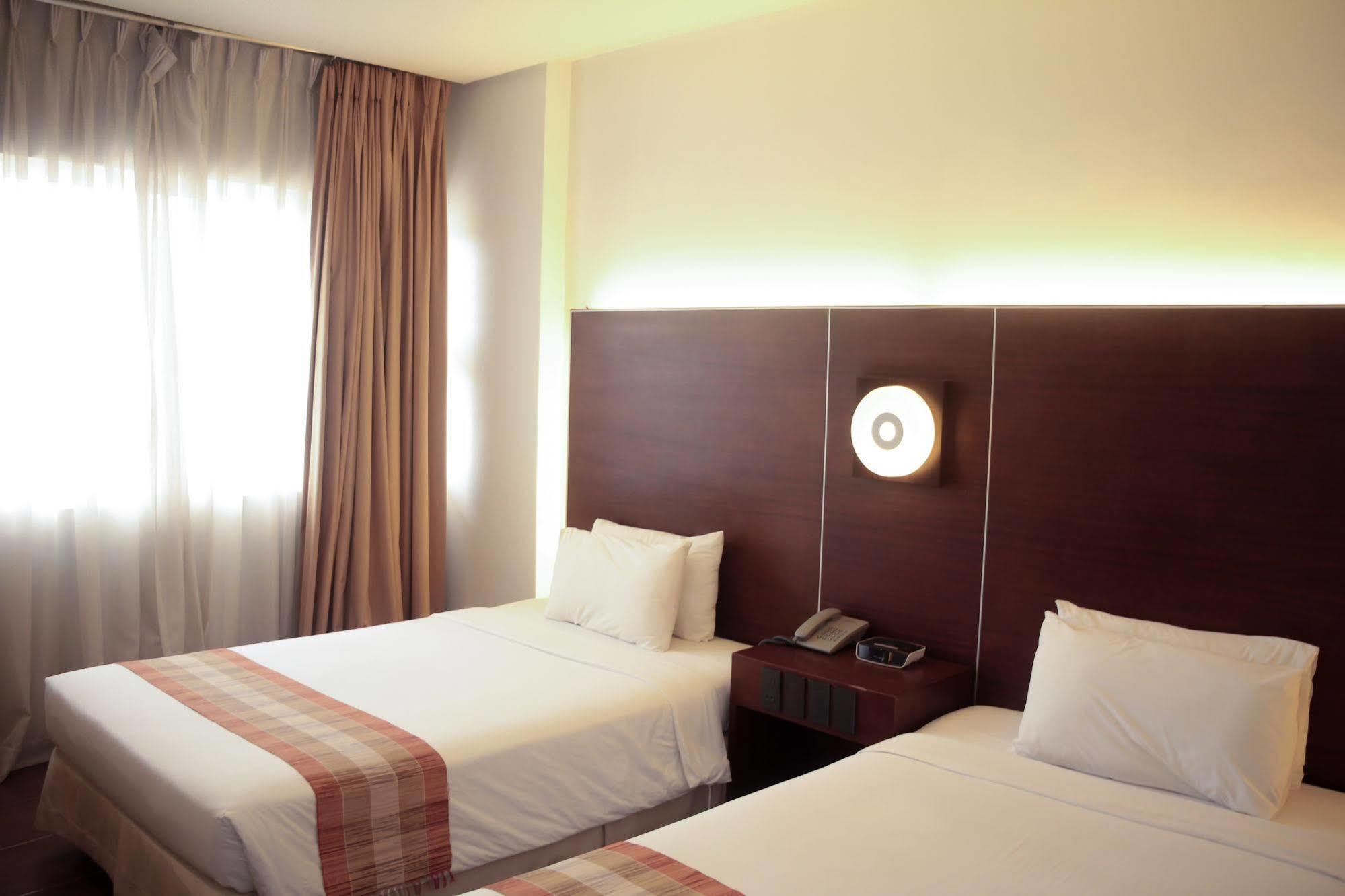 Casablanca Suites Легазпи Екстериор снимка