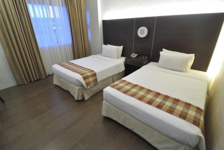 Casablanca Suites Легазпи Екстериор снимка
